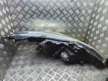 Laden Sie das Bild in den Galerie-Viewer, Frontscheinwerfer Toyota Verso 811700F161 Links Scheinwerfer Headlight SCH5009298304cc