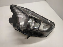 Load image into Gallery viewer, Frontscheinwerfer Hyundai Bayon 92102Q0500 Rechts Scheinwerfer Headlight SCH5200686687ik