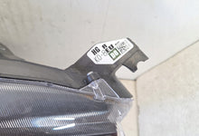 Load image into Gallery viewer, Frontscheinwerfer Toyota Yaris LED Rechts Scheinwerfer Headlight SCH3115256127mp