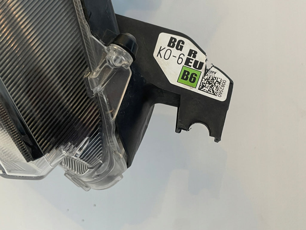 Frontscheinwerfer Toyota Yaris 81130K0060 Rechts Scheinwerfer Headlight SCH5725245543eq