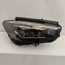 Laden Sie das Bild in den Galerie-Viewer, Frontscheinwerfer Mercedes-Benz W247 A2479068405 LED Rechts Headlight