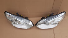 Load image into Gallery viewer, Frontscheinwerfer Ford Galaxy Xenon Links Scheinwerfer Headlight SCH5222326635fg
