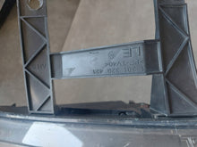 Load image into Gallery viewer, Frontscheinwerfer VW Multivan 7H1941015 7H1941018 Links Scheinwerfer Headlight SCH2063557773cs