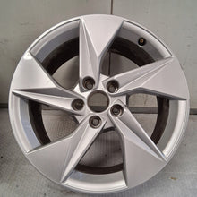 Load image into Gallery viewer, 1x Alufelge 17 Zoll 8.0" 5x112 46ET Glanz Silber 8Y0601025A Audi A3 Rim Wheel FEL1213747863is
