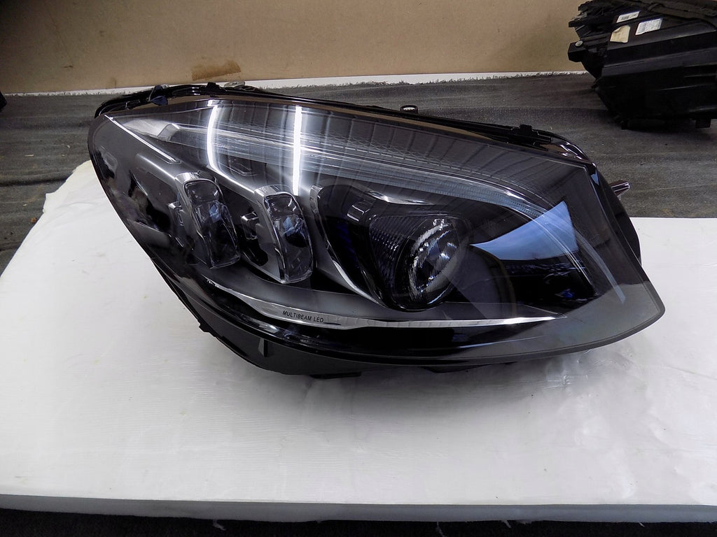 Frontscheinwerfer Mercedes-Benz W205 2059061606 LED Rechts Headlight