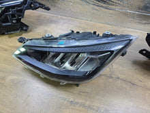 Laden Sie das Bild in den Galerie-Viewer, Frontscheinwerfer Seat Ibiza I V 6F1941005E LED Ein Stück (Rechts oder Links)