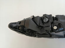 Laden Sie das Bild in den Galerie-Viewer, Frontscheinwerfer Honda Civic I 2206200956-00971 LED Rechts Headlight SCH9236101564wi