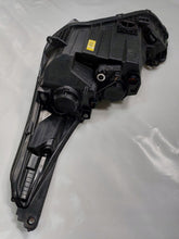Load image into Gallery viewer, Frontscheinwerfer Hyundai Veloster 92102-2V Rechts Scheinwerfer Headlight