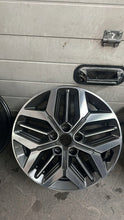 Load image into Gallery viewer, 1x Alufelge 17 Zoll 7.0&quot; 5x114.3 52910-A8610 Kia Optima Rim Wheel