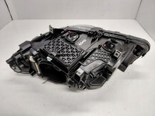 Laden Sie das Bild in den Galerie-Viewer, Frontscheinwerfer BMW F10 7317132-05 Xenon FALSE Scheinwerfer Headlight SCH5808935025tn