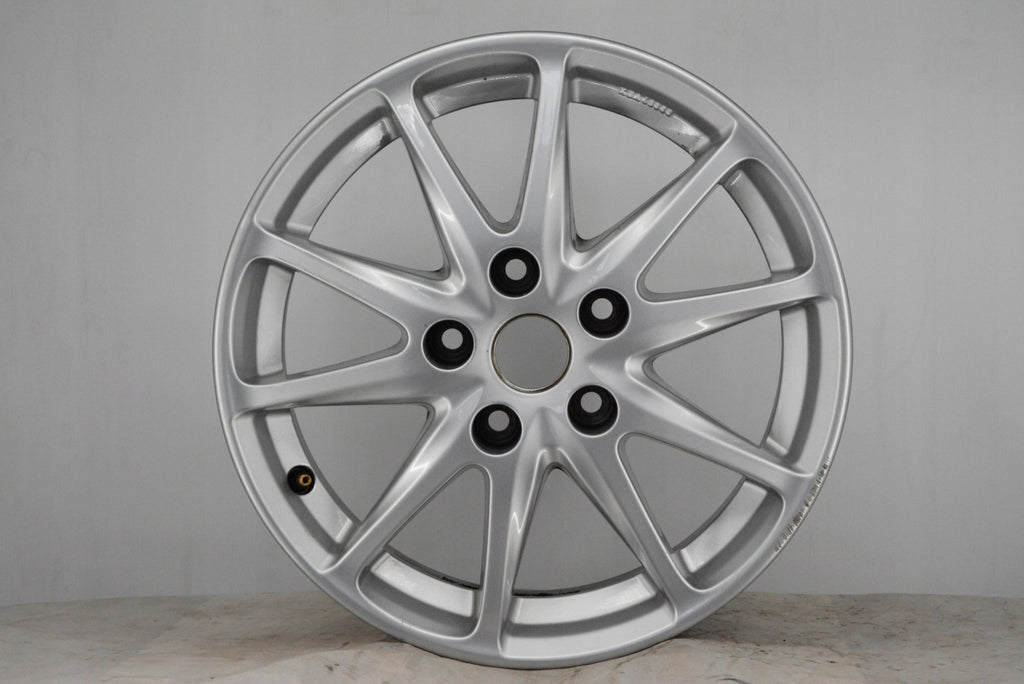 1x Alufelge 16 Zoll 6.5" 5x114.3 40ET Glanz Silber KE409-3Z110 Nissan Juke FEL9709897417wz