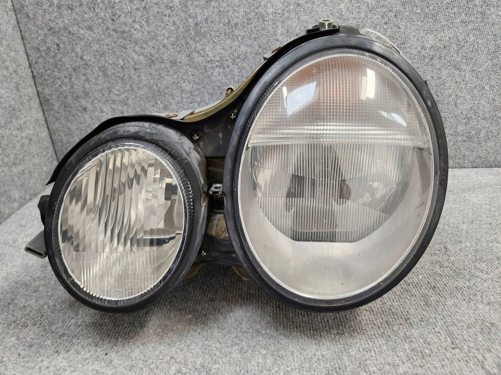 Frontscheinwerfer Mercedes-Benz W210 W210SCZ Xenon Links Scheinwerfer Headlight SCH8553389443ut