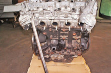 Laden Sie das Bild in den Galerie-Viewer, Motor Renault Koleos II M9R868 2.0 177PS 130kW 2017 Diesel Engine Unkomplett MOT1028964084un