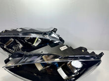 Load image into Gallery viewer, Frontscheinwerfer Ford Kuga LV4B-13E017-AR LV4B-13E016-AR Ein Satz Headlight SCH8963411679lv