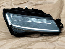 Laden Sie das Bild in den Galerie-Viewer, Frontscheinwerfer Skoda Superb 3V1941016 Rechts Scheinwerfer Headlight SCH3004680458pp
