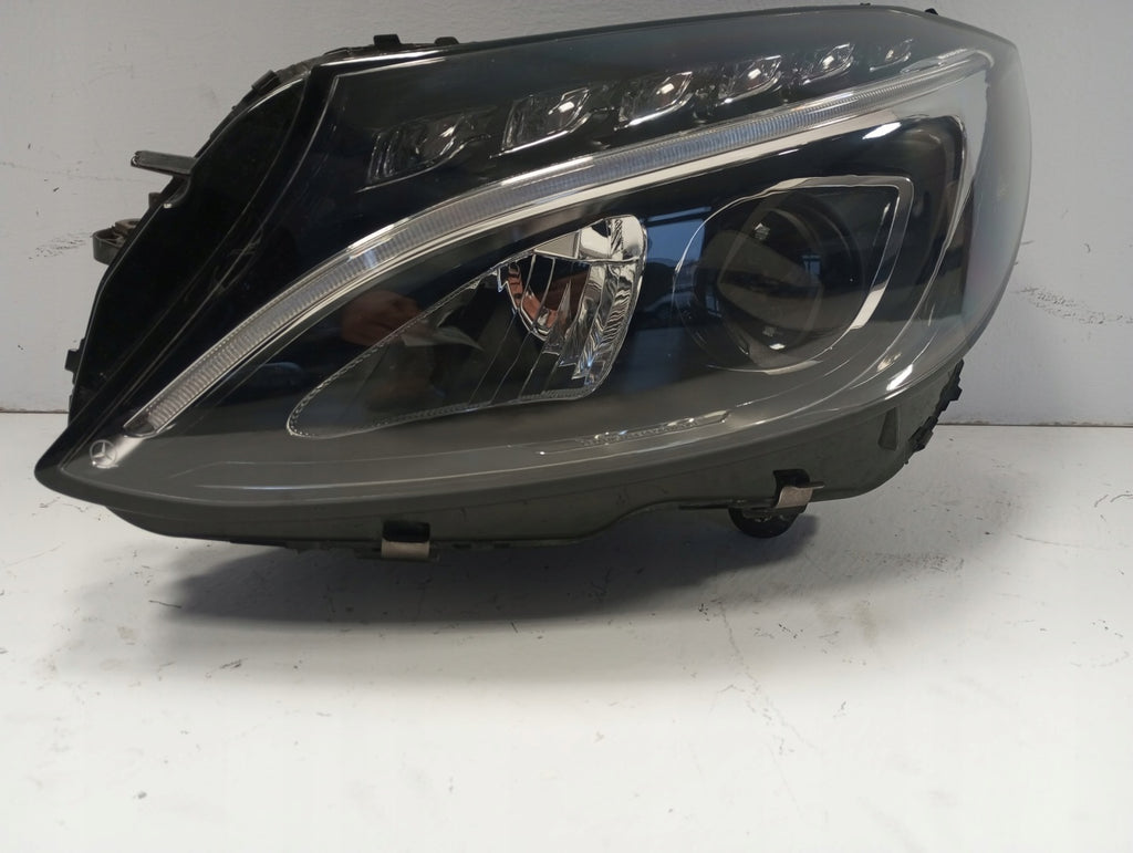 Frontscheinwerfer Mercedes-Benz W205 A2059063703 LED Links Headlight SCH9964981010le