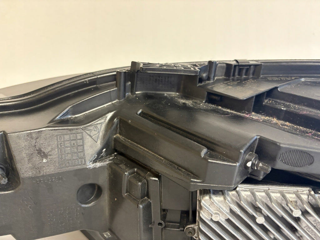 Frontscheinwerfer Audi A5 8W6941040 LED Rechts Scheinwerfer Headlight