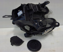 Laden Sie das Bild in den Galerie-Viewer, Frontscheinwerfer Mini Countryman R60 9802269 Xenon Rechts oder Links