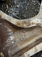 Laden Sie das Bild in den Galerie-Viewer, 1x Alufelge 14 Zoll 5.0&quot; 4x100 49ET Glanz 52910-1Y700 Kia Rim Wheel