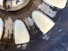 Load image into Gallery viewer, 1x Alufelge 18 Zoll A2514013702 Mercedes-Benz W251 Rim Wheel FEL3822640974qu