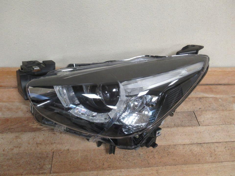 Frontscheinwerfer Mazda 2 D09K-51040 LED Links Scheinwerfer Headlight SCH6792007051ay
