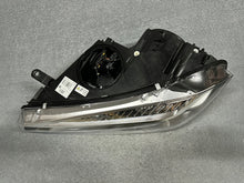 Load image into Gallery viewer, Frontscheinwerfer BMW X5 F15 X6 F16 7317105 Xenon Ein Stück (Rechts oder Links) SCH5897412950ro