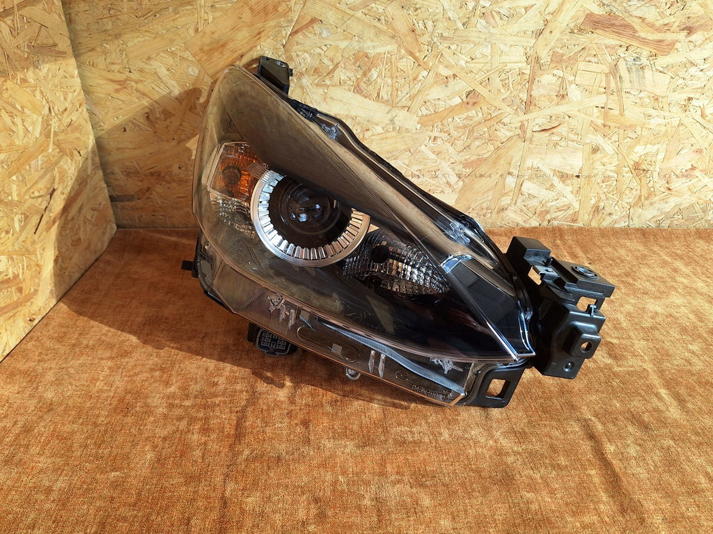 Frontscheinwerfer Mazda II D43N51030 LED Rechts Scheinwerfer Headlight