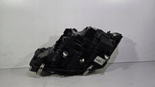 Laden Sie das Bild in den Galerie-Viewer, Frontscheinwerfer BMW G31 G30 12145345665 Rechts Scheinwerfer Headlight SCH4916725194yg