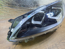 Laden Sie das Bild in den Galerie-Viewer, Frontscheinwerfer Ford Kuga LV4B-13E017-AN Links Scheinwerfer Headlight SCH7847081412ht