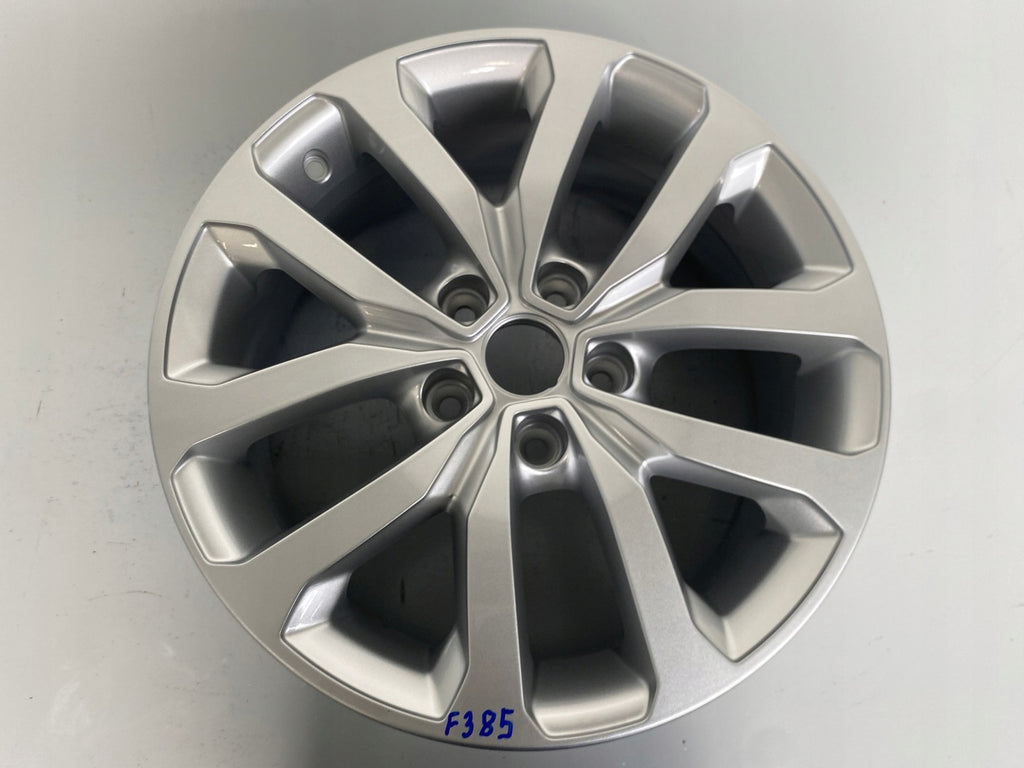1x Alufelge 17 Zoll 7.0" 5x114.3 40ET Glanz Silber 403008177 Renault Kadjar