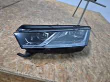 Laden Sie das Bild in den Galerie-Viewer, Frontscheinwerfer Skoda Octavia IV 5E4941015A Links Scheinwerfer Headlight SCH9505105558zg