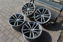 Laden Sie das Bild in den Galerie-Viewer, 4x Alufelge 18 Zoll 8.0" 5x112 30ET Glanz Graphit 7855081 BMW 5 G31 G30 Mg FEL5867328540yx