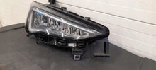 Laden Sie das Bild in den Galerie-Viewer, Frontscheinwerfer Cupra Born I RKC12652 Rechts Scheinwerfer Headlight SCH7588317629lm