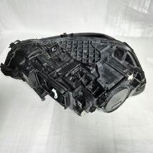 Laden Sie das Bild in den Galerie-Viewer, Frontscheinwerfer Mercedes-Benz Cla A1189062500 Links Scheinwerfer Headlight SCH1581586972qm