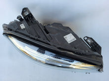 Laden Sie das Bild in den Galerie-Viewer, Frontscheinwerfer Mercedes-Benz Gla A1569067000 LED Rechts Headlight SCH4142509241sm