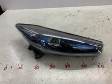 Laden Sie das Bild in den Galerie-Viewer, Frontscheinwerfer Renault Zoe Rechts Scheinwerfer Headlight SCH5497493988zh