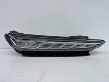 Load image into Gallery viewer, Frontscheinwerfer Hyundai Kona 92208-J9000 Full LED Rechts Headlight SCH6447017068rd