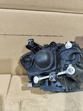 Load image into Gallery viewer, Frontscheinwerfer VW Golf VII 5G1941005D Links Scheinwerfer Headlight SCH8310124043mt