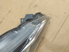 Load image into Gallery viewer, Frontscheinwerfer Toyota Yaris Rechts Scheinwerfer Headlight