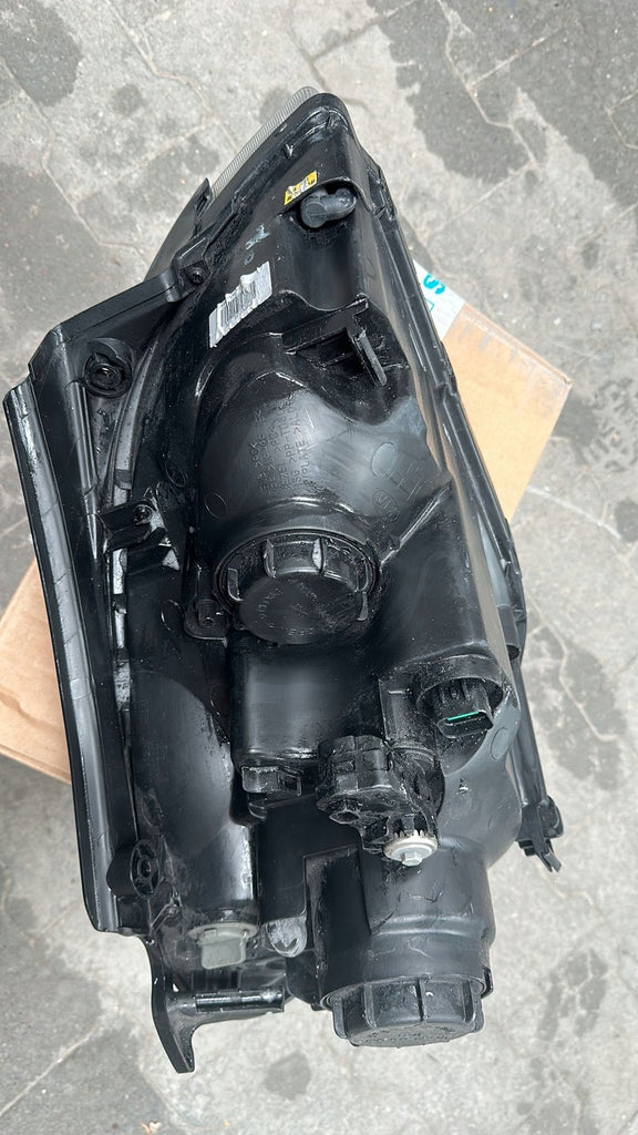 Frontscheinwerfer Kia Carens Links Scheinwerfer Headlight