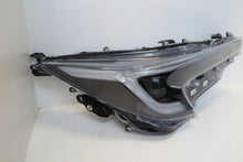 Load image into Gallery viewer, Frontscheinwerfer Toyota Corolla 81110-02X20 Rechts Scheinwerfer Headlight