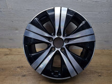 Laden Sie das Bild in den Galerie-Viewer, 1x Alufelge 17 Zoll 7.0&quot; 5x112 44,5ET A2064017100 Mercedes-Benz W206 Rim Wheel