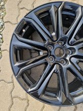 Load image into Gallery viewer, 1x Alufelge 19 Zoll 8.0" 30ET Rim Wheel FEL8110744782tn