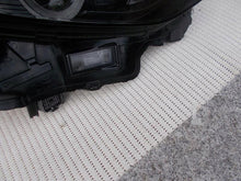 Load image into Gallery viewer, Frontscheinwerfer Mazda III 6283542335 Rechts Scheinwerfer Headlight