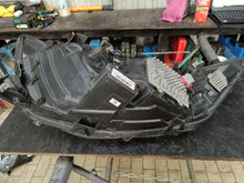 Laden Sie das Bild in den Galerie-Viewer, Frontscheinwerfer Iveco Daily IV 05802711799 LED Rechts Scheinwerfer Headlight SCH5829529234hr