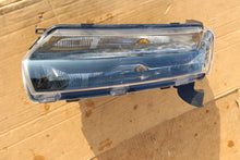 Laden Sie das Bild in den Galerie-Viewer, Frontscheinwerfer Dacia Spring 266052417R LED Links Scheinwerfer Headlight