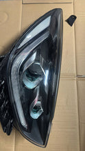 Load image into Gallery viewer, Frontscheinwerfer Kia Niro A5240676 Rechts Scheinwerfer Headlight