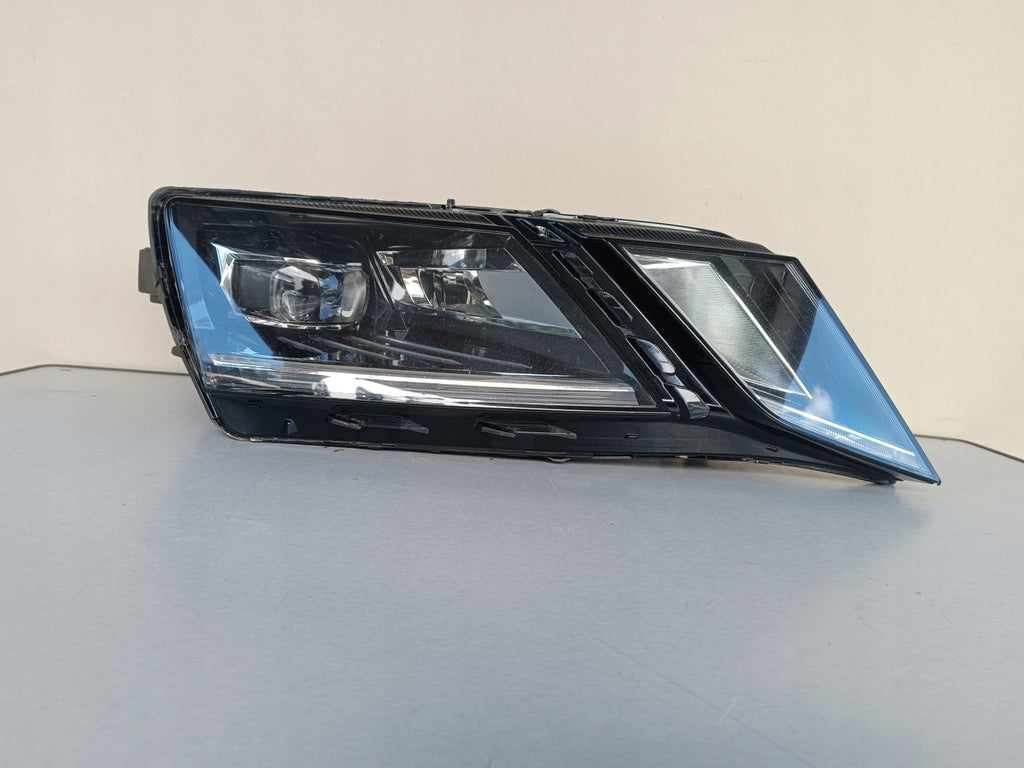 Frontscheinwerfer Skoda Octavia III 5E1941016E Rechts Scheinwerfer Headlight SCH5256533301zz