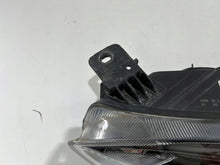 Laden Sie das Bild in den Galerie-Viewer, Frontscheinwerfer Ford Focus JX7B-13W030-CE Links Scheinwerfer Headlight SCH5735041443rc