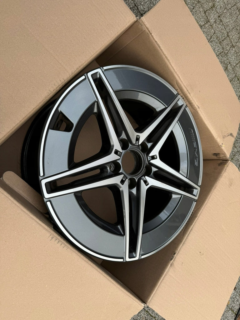 1x Alufelge 18 Zoll 8.5" 5x112 52ET Glanz Schwarz A2064011800 Mercedes-Benz